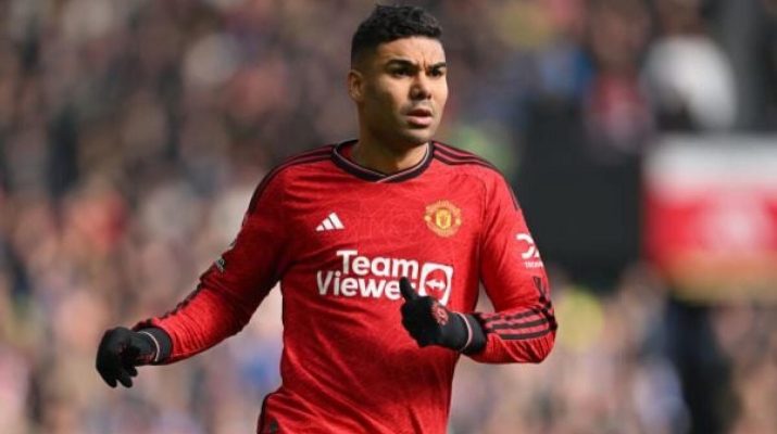 Ten Hag Jelaskan Tidak Hadirnya Casemiro